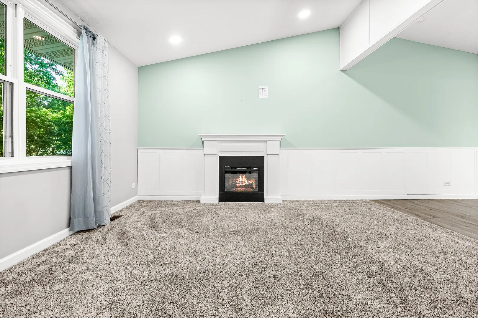 502 S East Street IL
