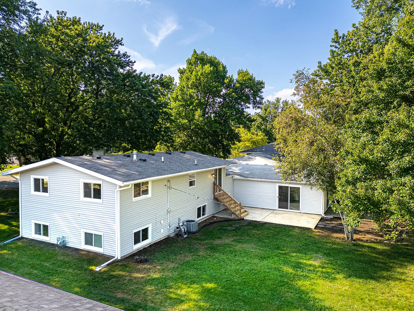 502 S East Street IL