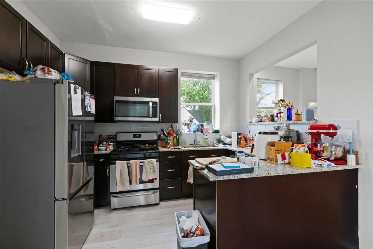 2246 W BELDEN Avenue 3F IL
