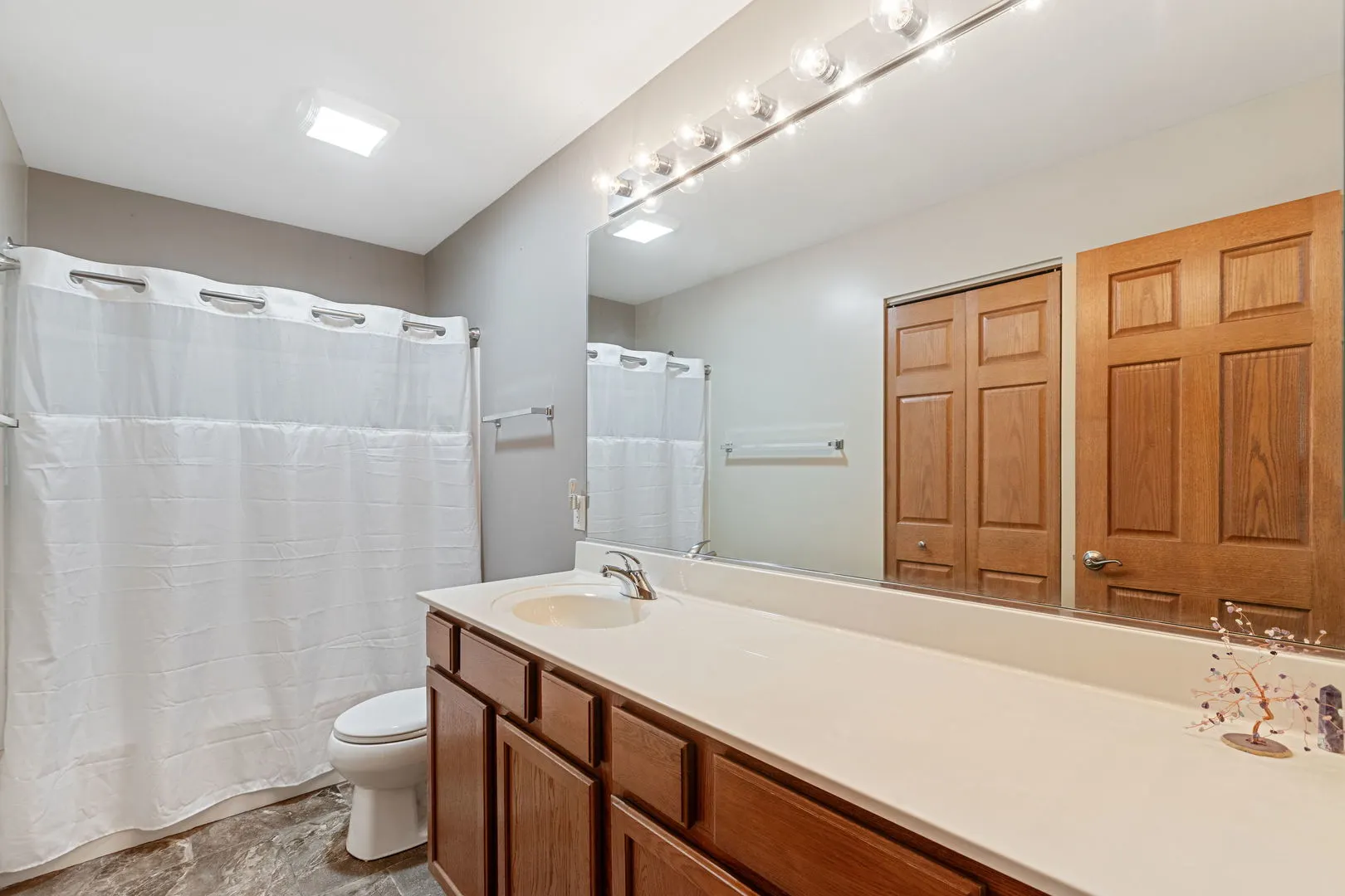1717 Hoover Trail IL