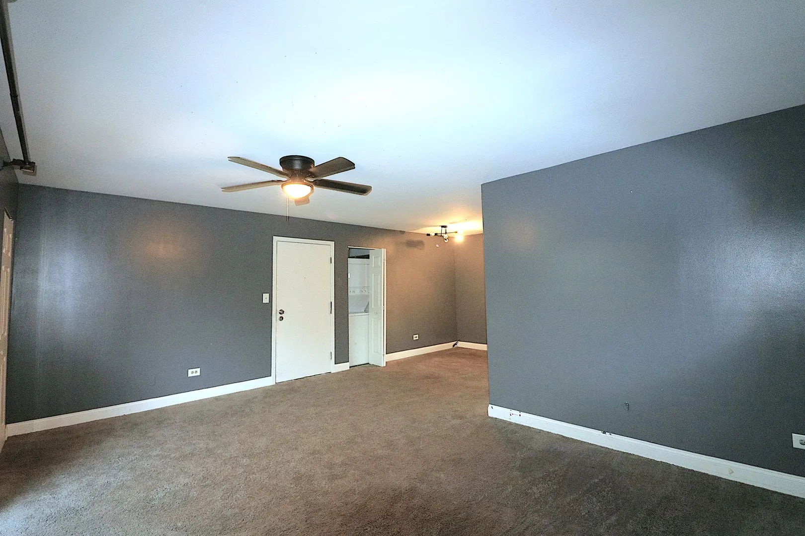 266 12th Street 3F IL
