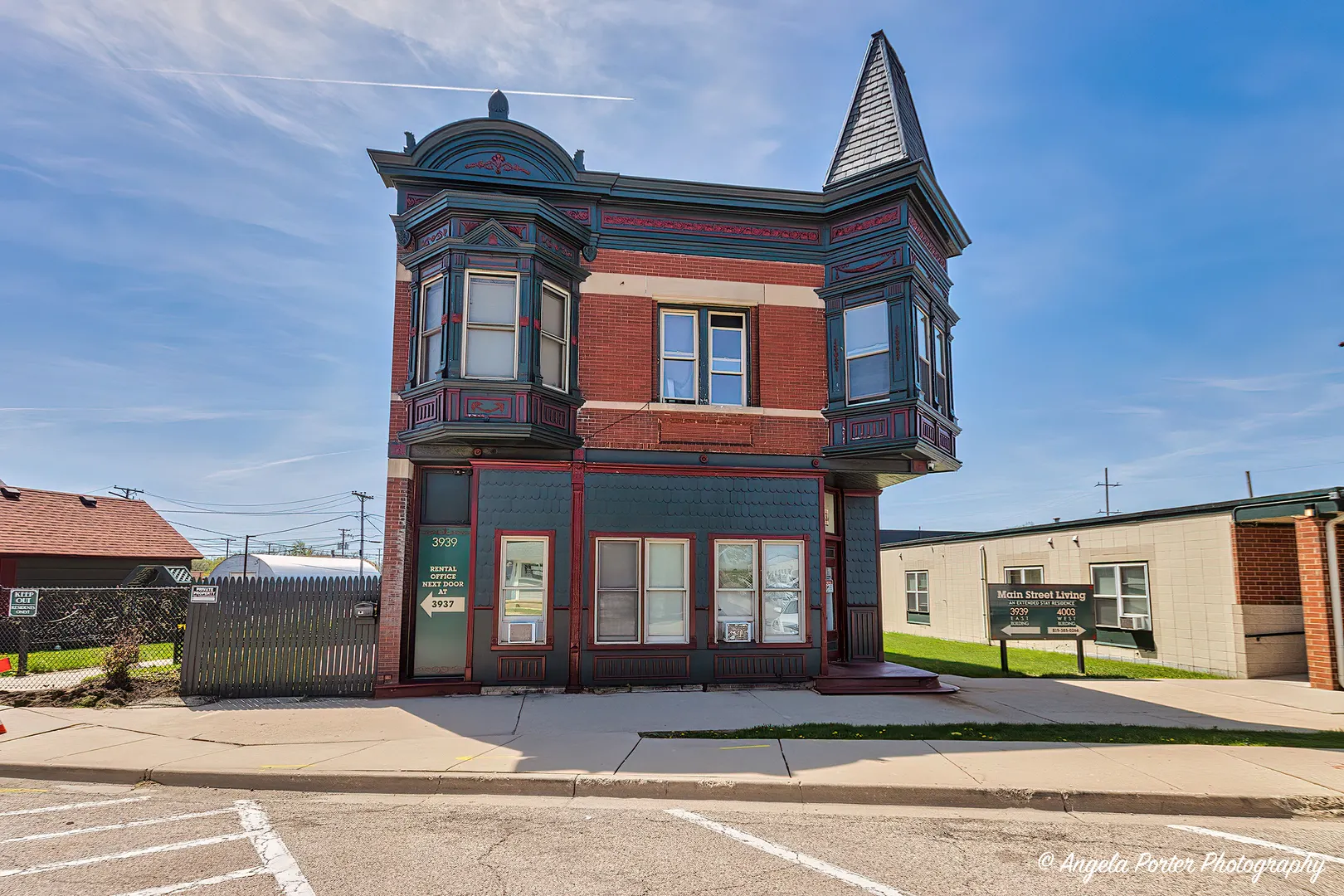 3937 & 3939 Main Street IL
