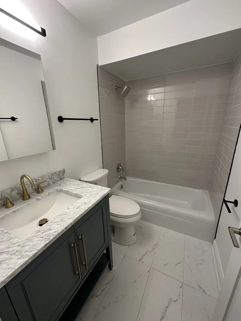 1 N CHESTNUT Avenue 5B IL