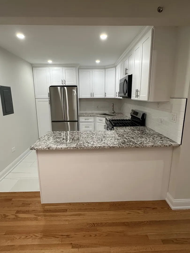 1 N CHESTNUT Avenue 5B IL