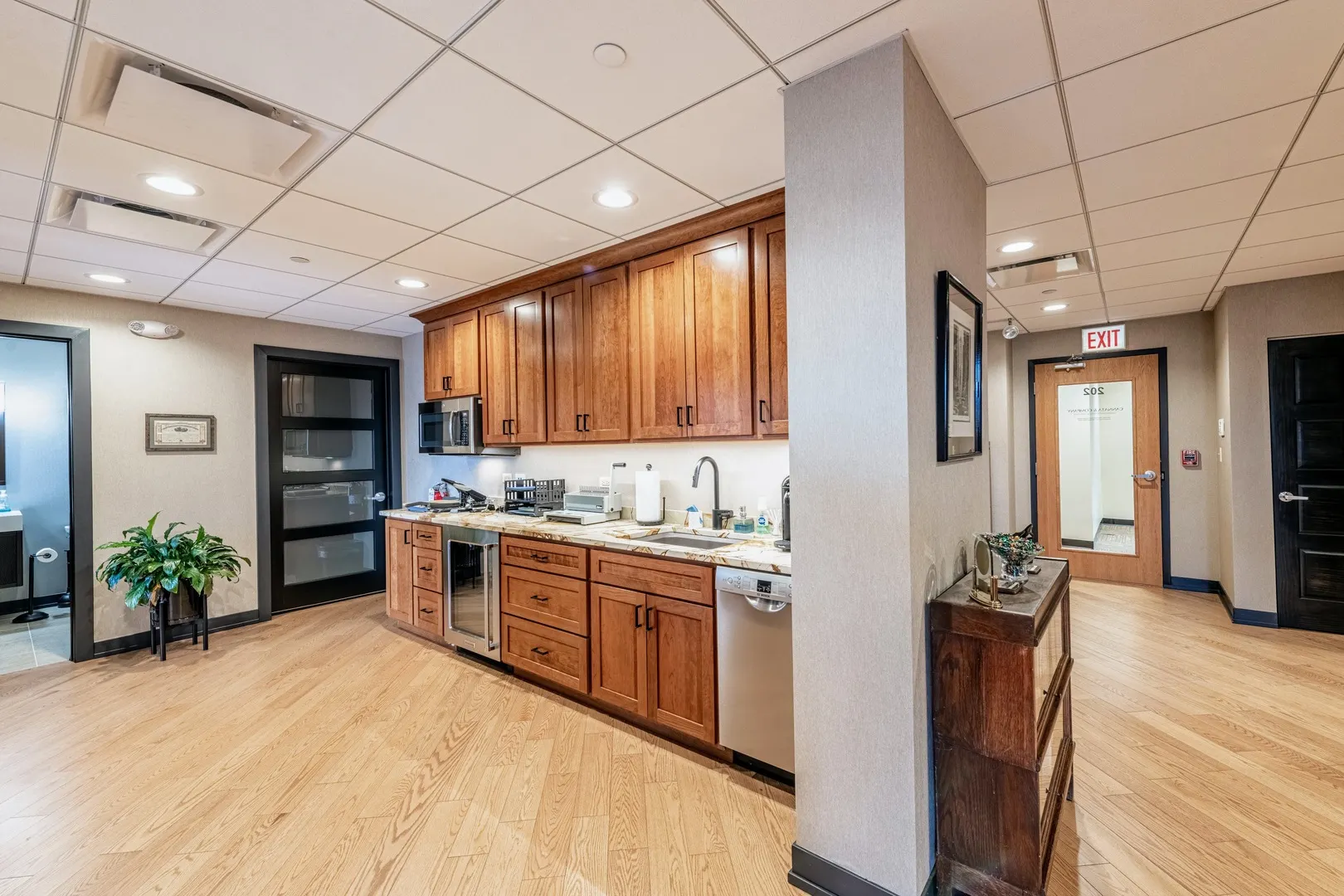25 E Main Street 202 IL