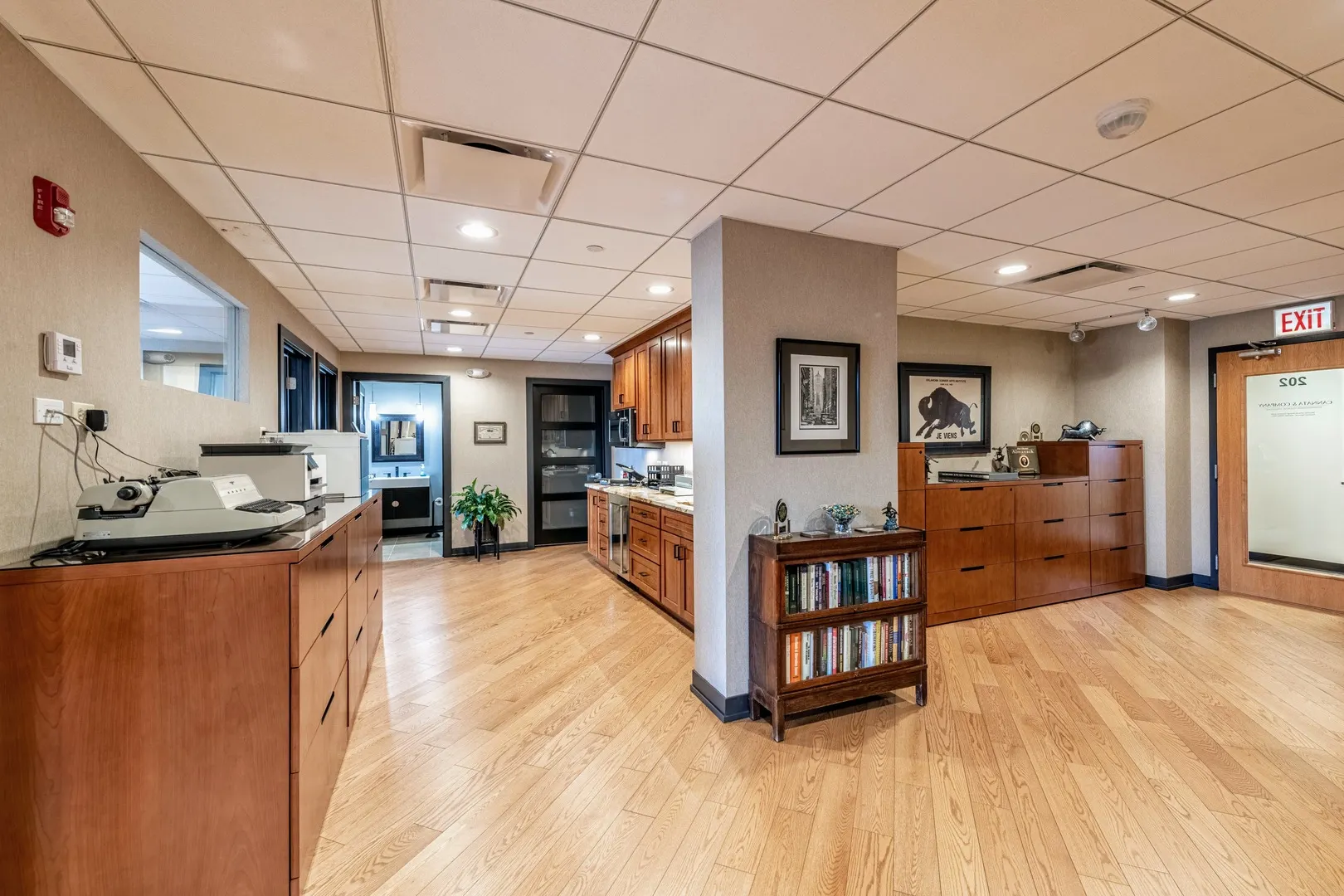 25 E Main Street 202 IL