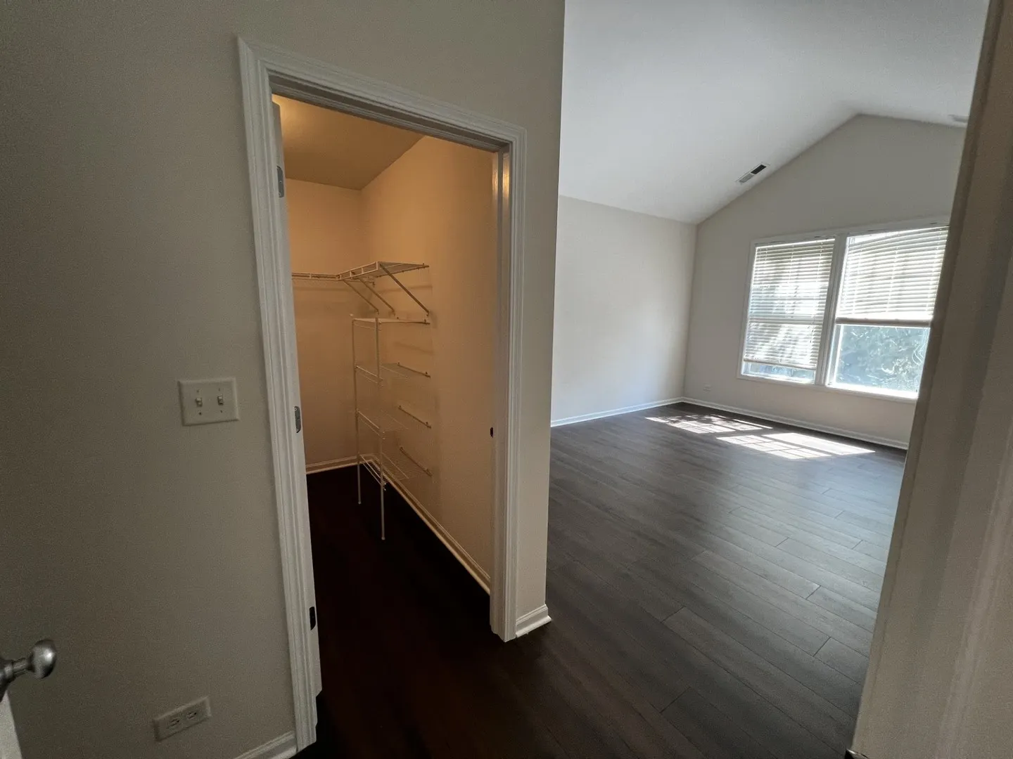 385 Sundown Court A IL