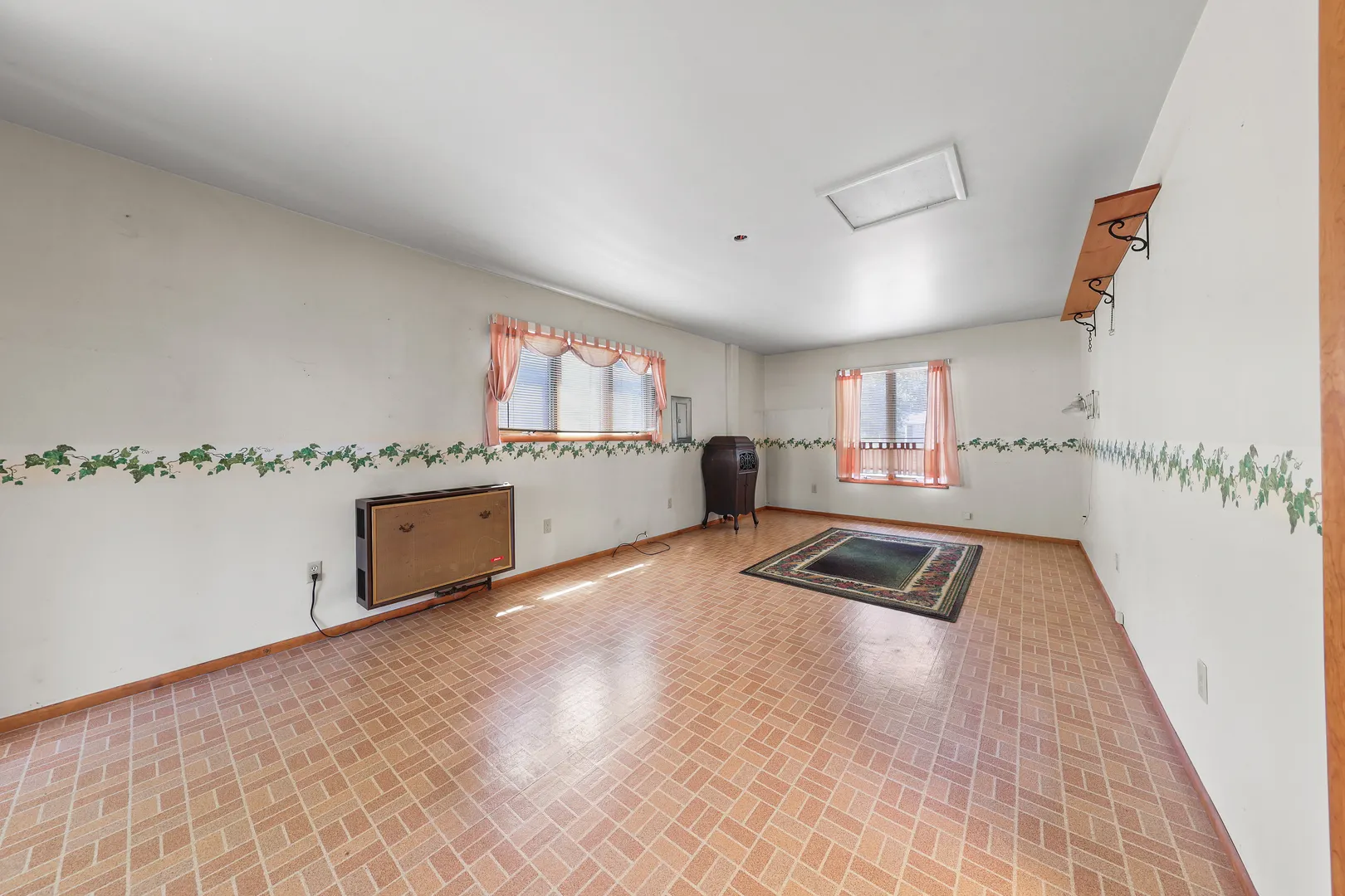 4 Crestwood Court IL