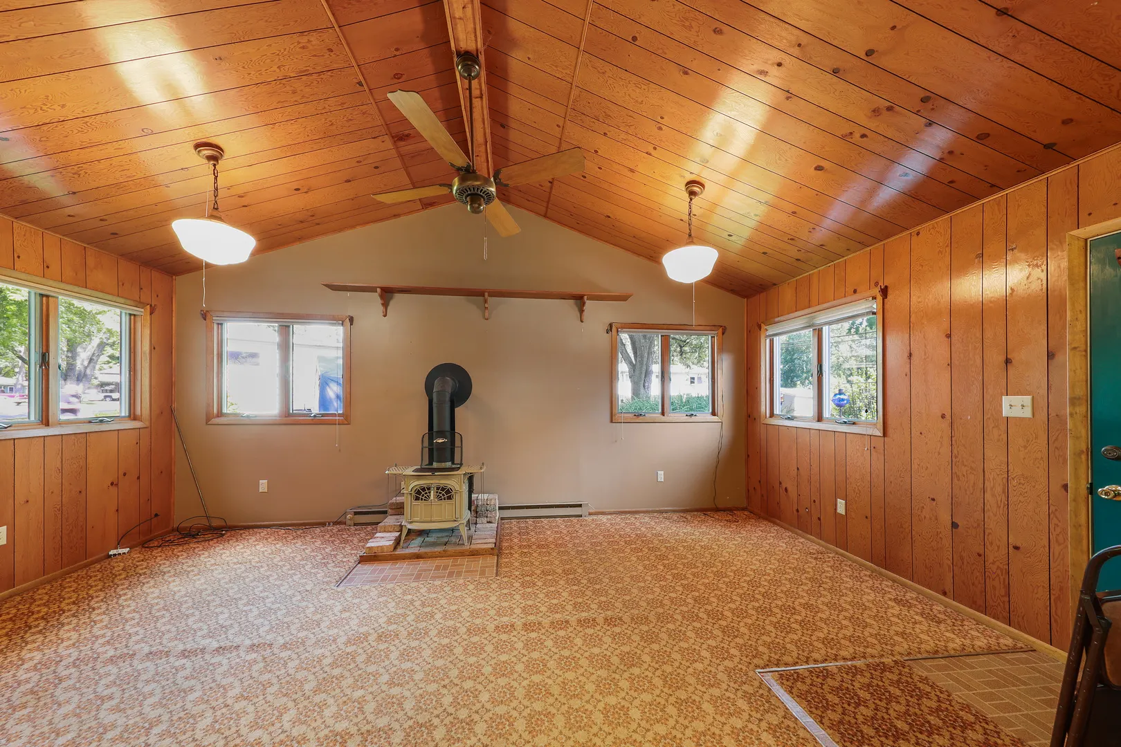 4 Crestwood Court IL