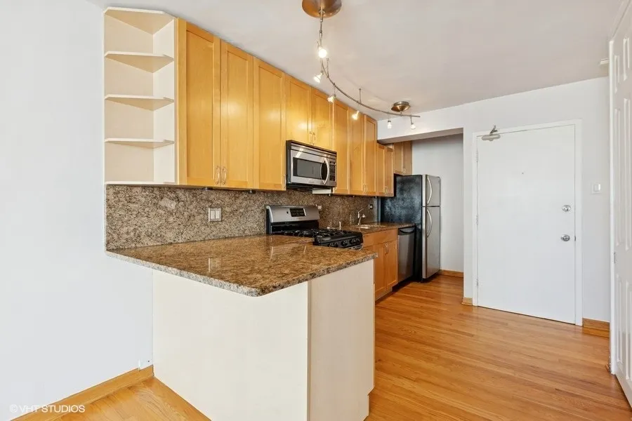 1540 N State Parkway 15A IL