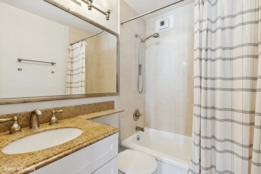 1540 N State Parkway 15A IL