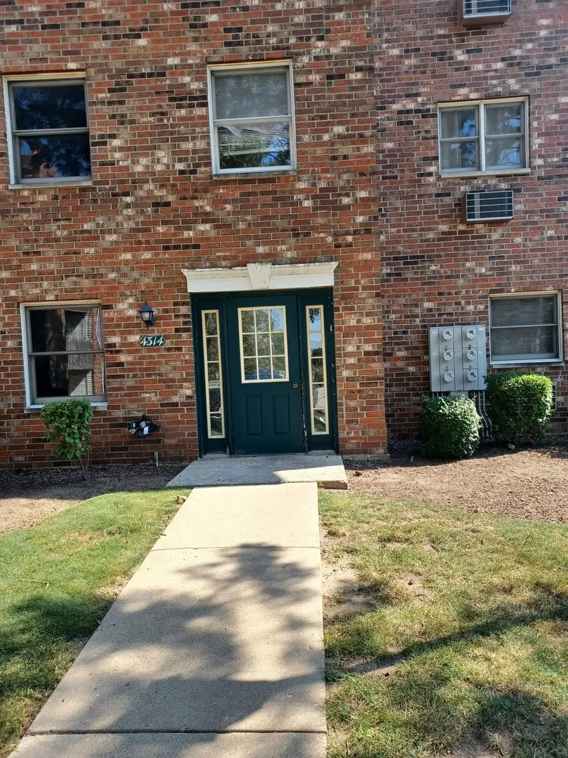 4314 W Shamrock Lane 2D IL