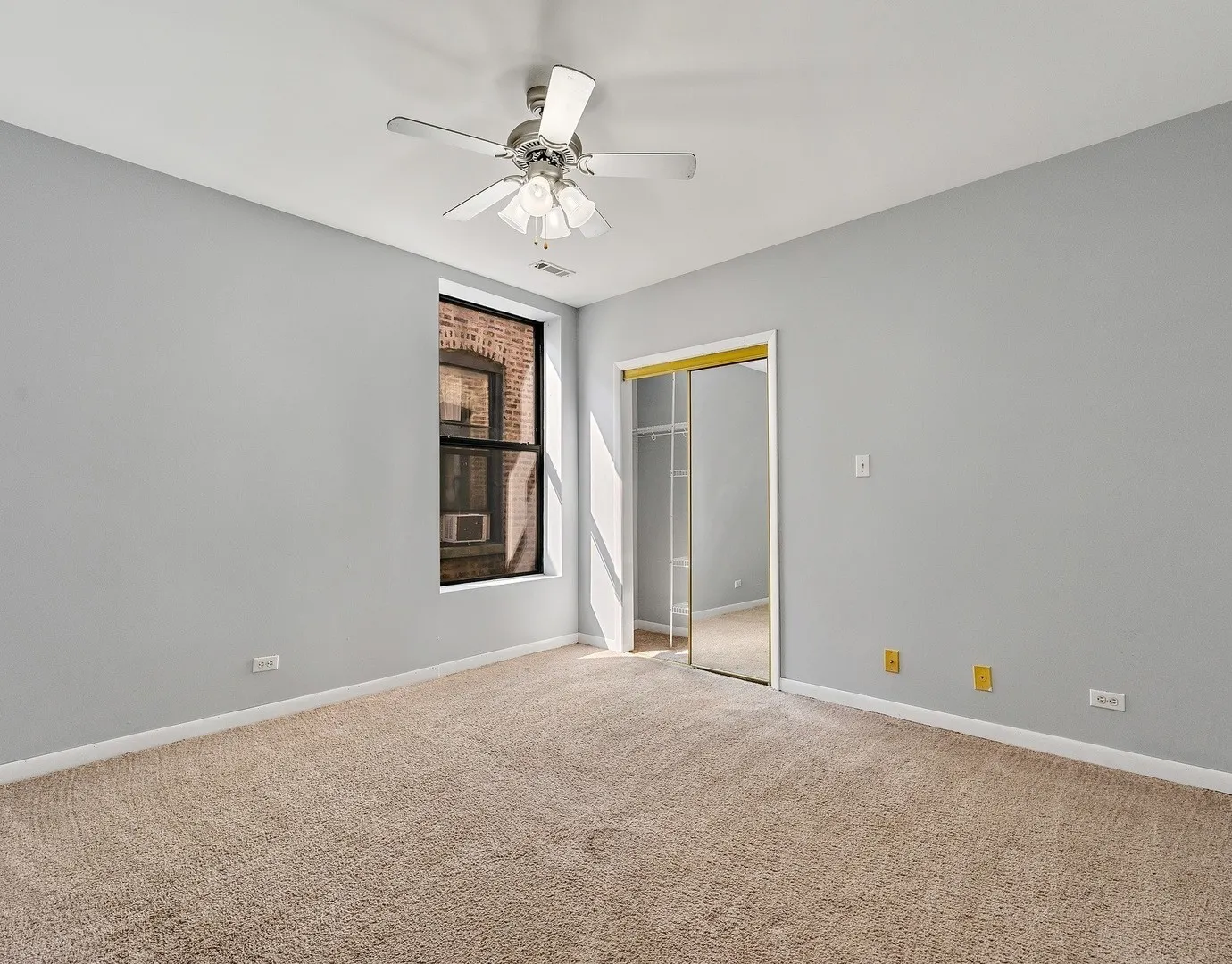 4144 S KING Drive 11M IL