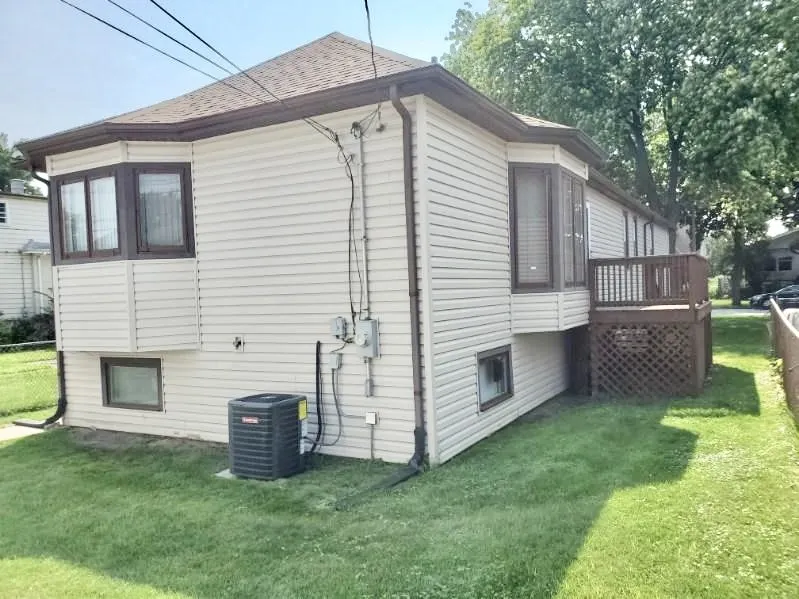 9319 S Albany Avenue IL