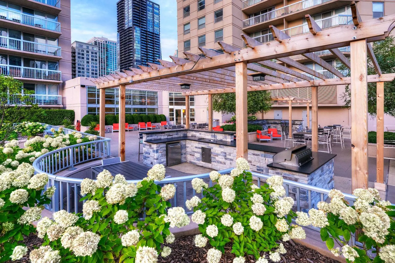 545 N Dearborn Street 2704 IL