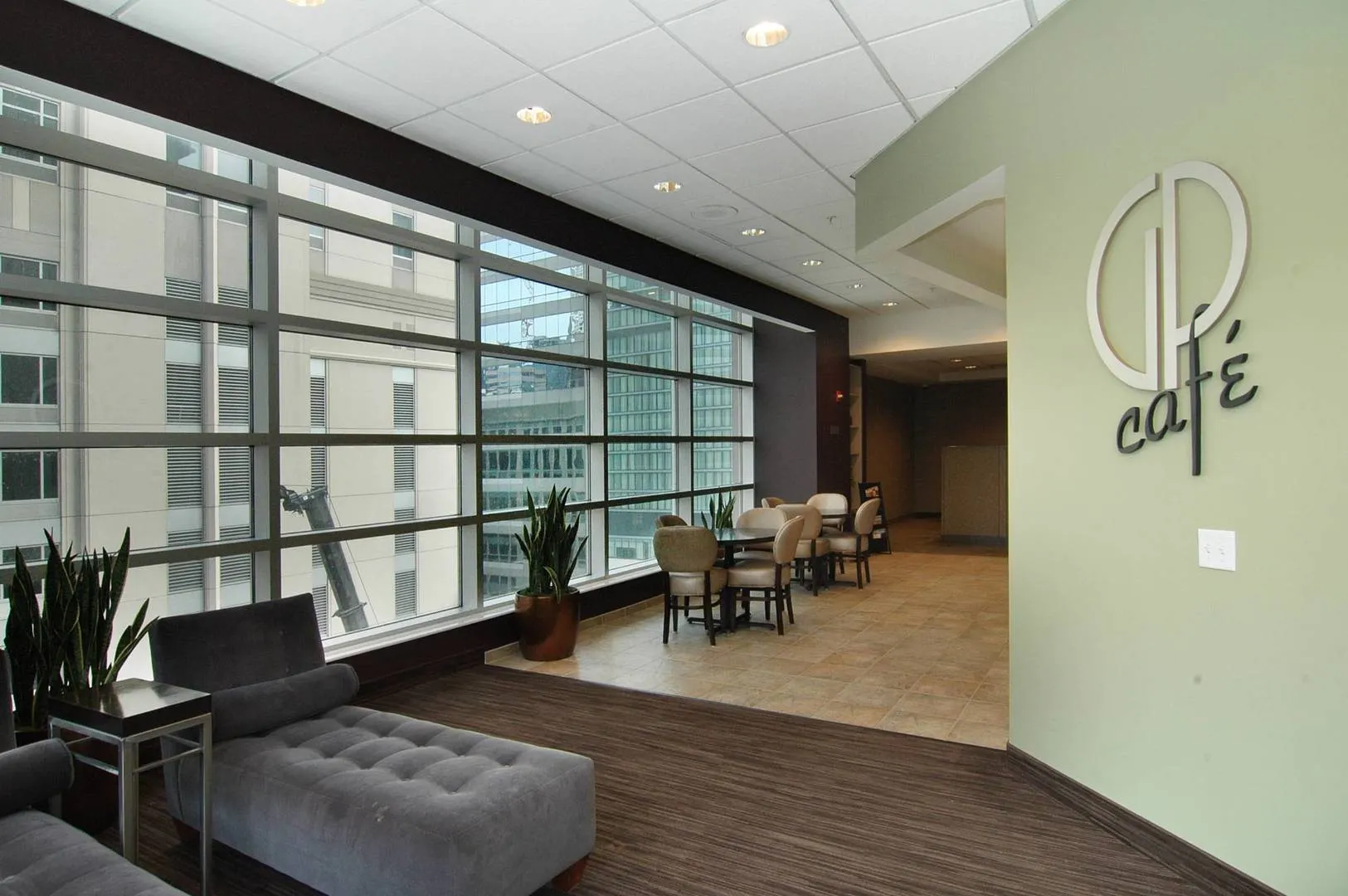 545 N Dearborn Street 2704 IL