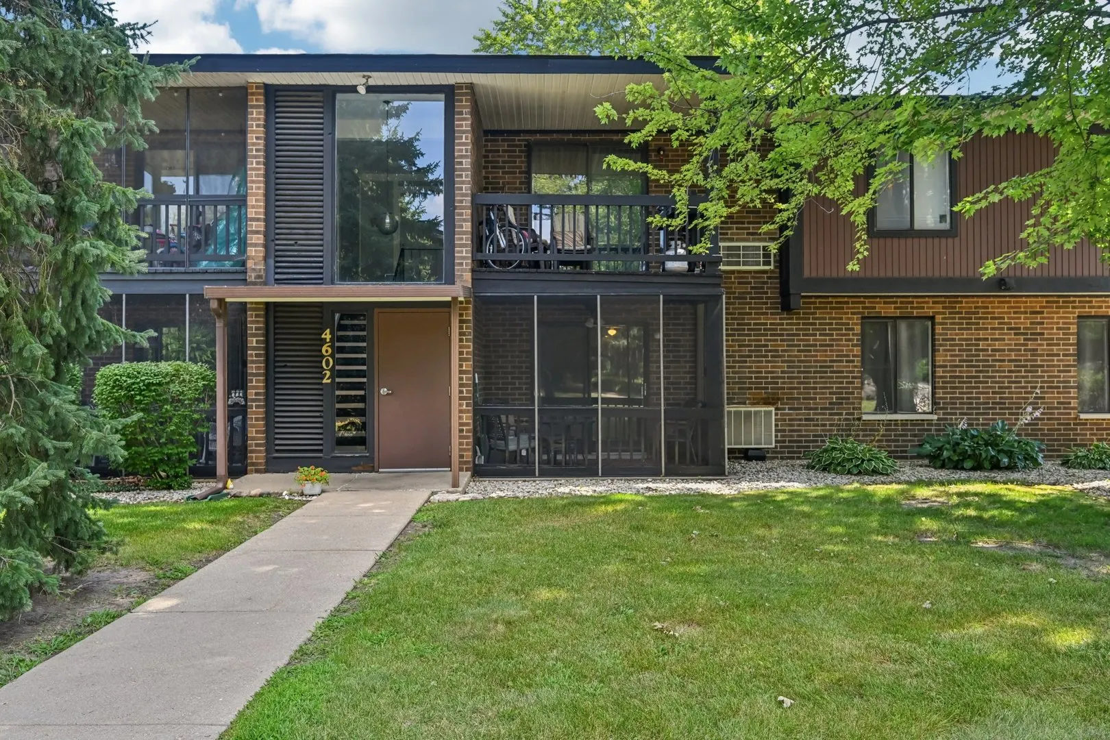 4602 W Northfox Lane 7 IL