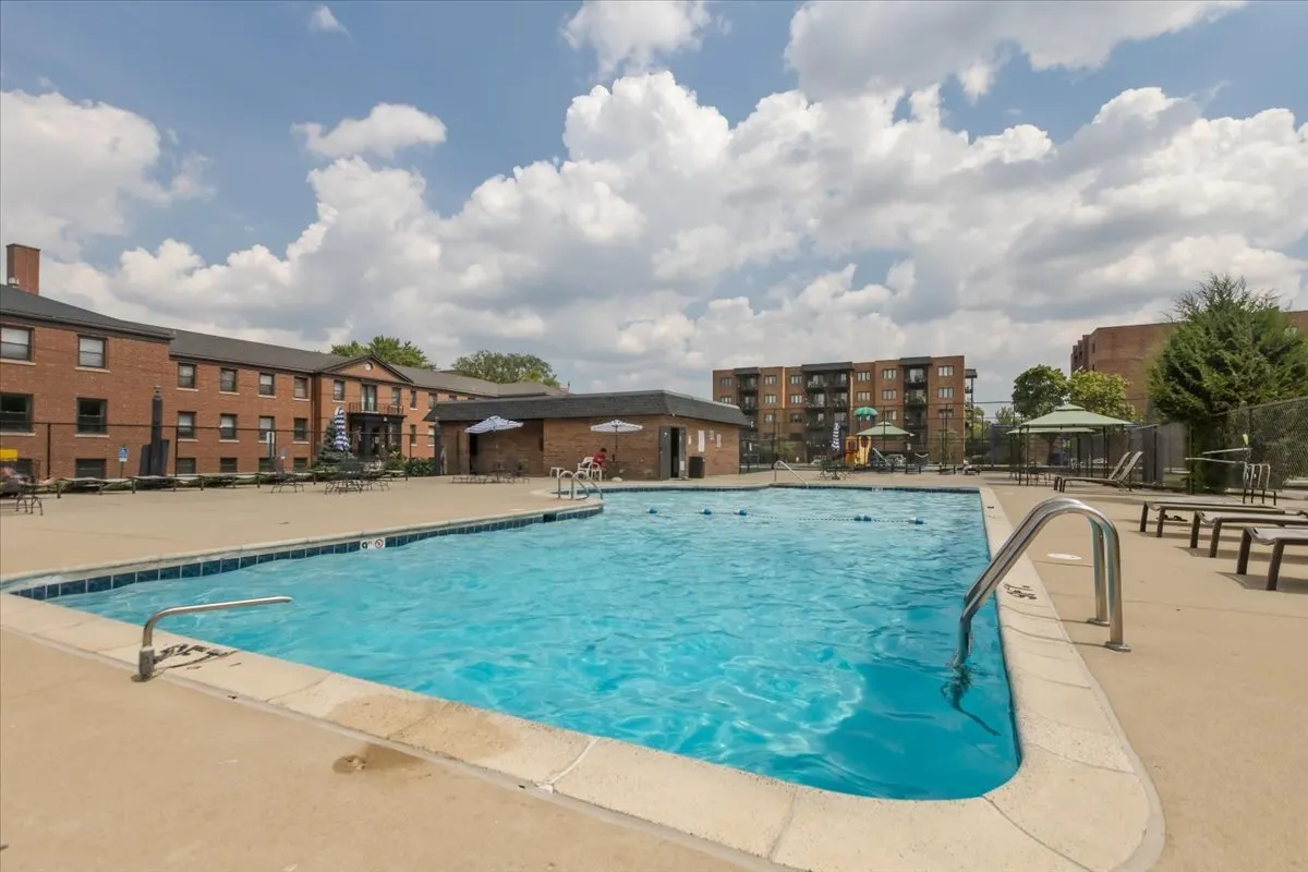 9356 Landings Lane 504 IL