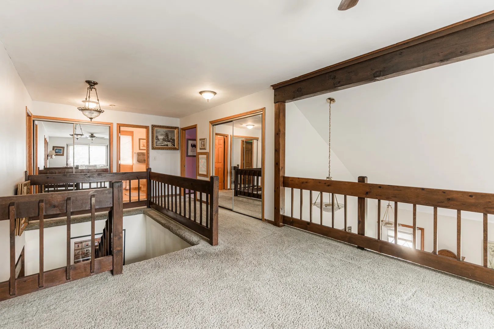 1205 N Scarlet Drive IL