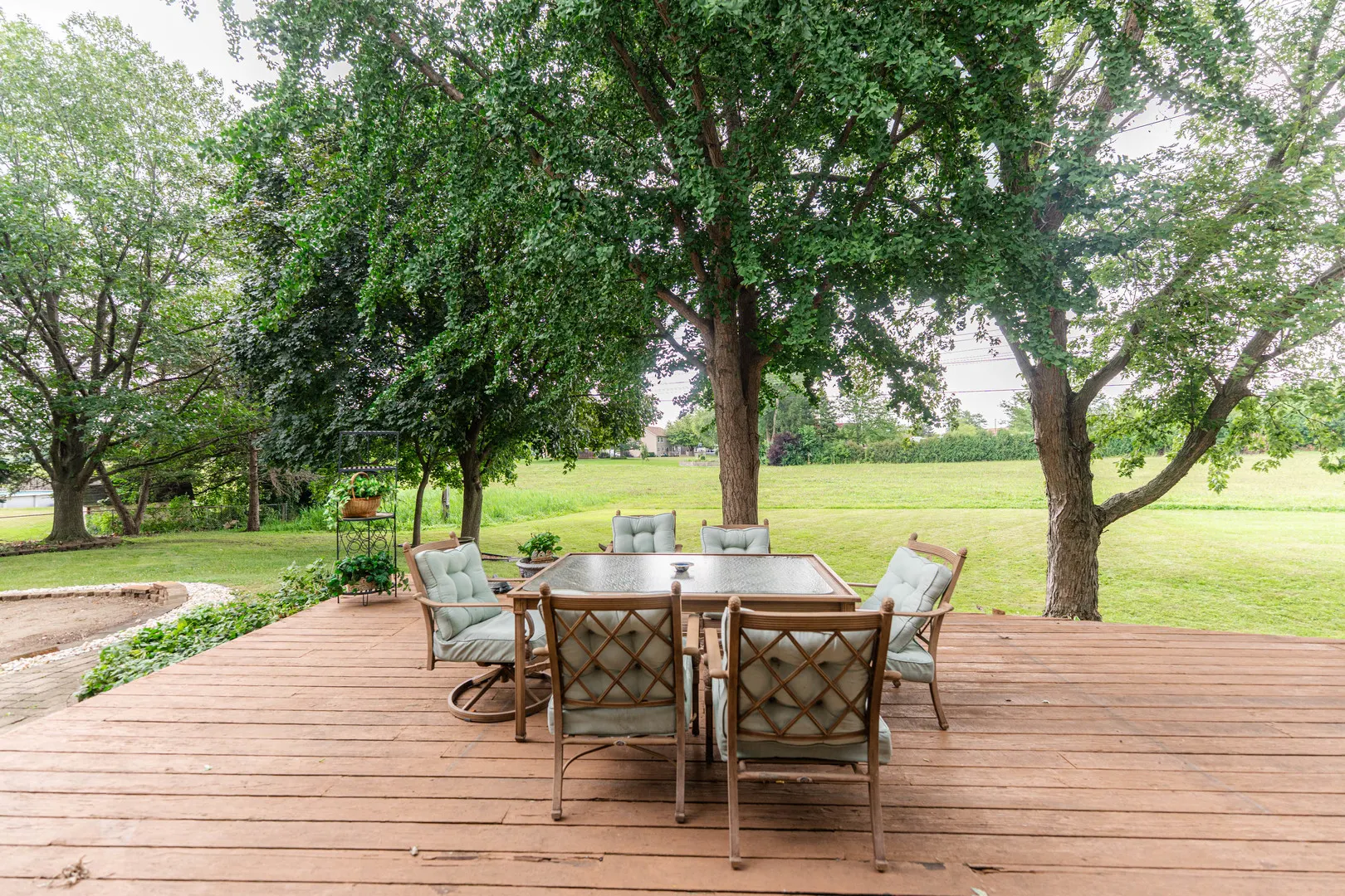 1205 N Scarlet Drive IL