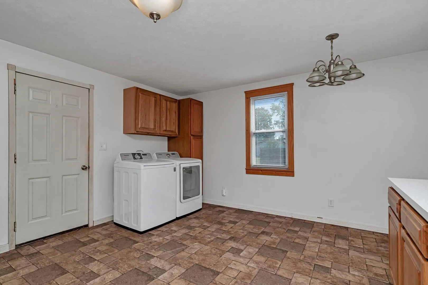 1505 S Bloomington Street IL