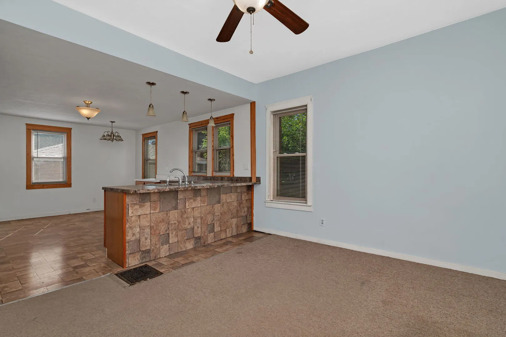 1505 S Bloomington Street IL