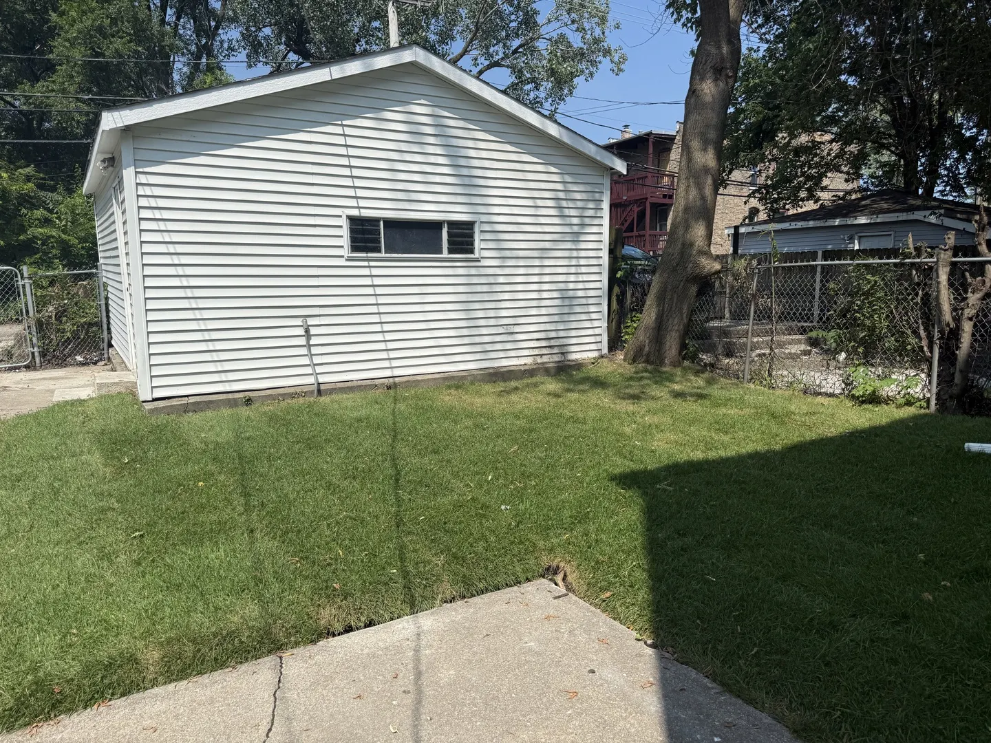1048 W Marquette Road IL