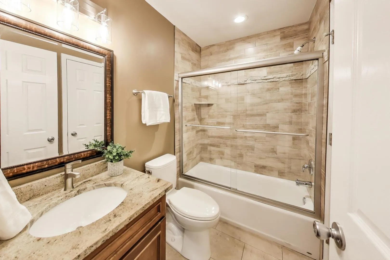 640 Wilbur Court IL