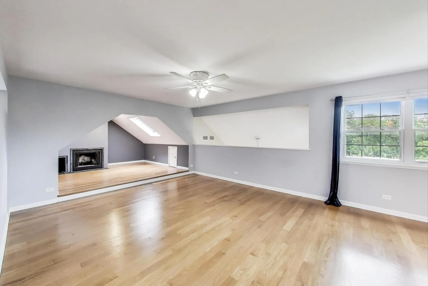 640 Wilbur Court IL
