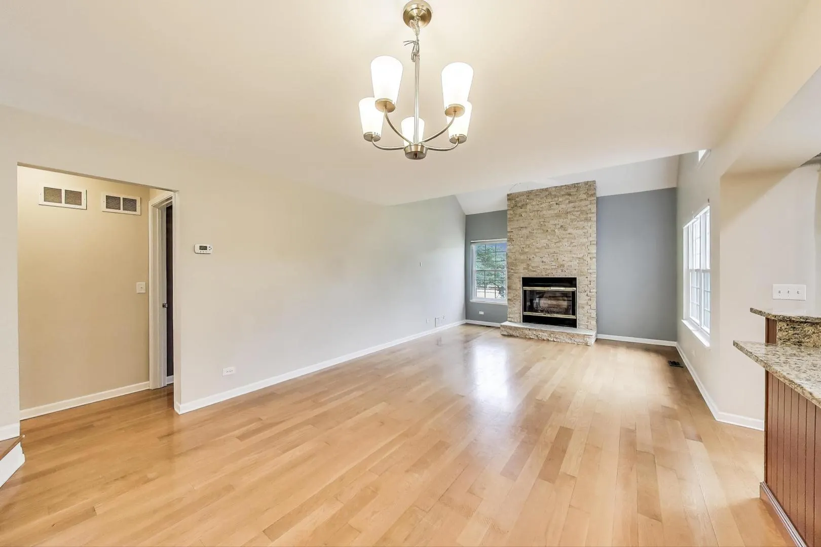 640 Wilbur Court IL