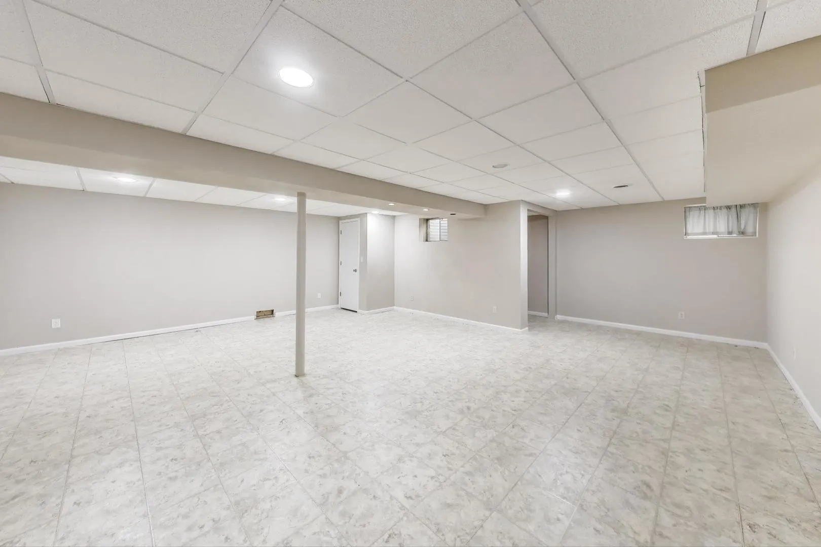 640 Wilbur Court IL
