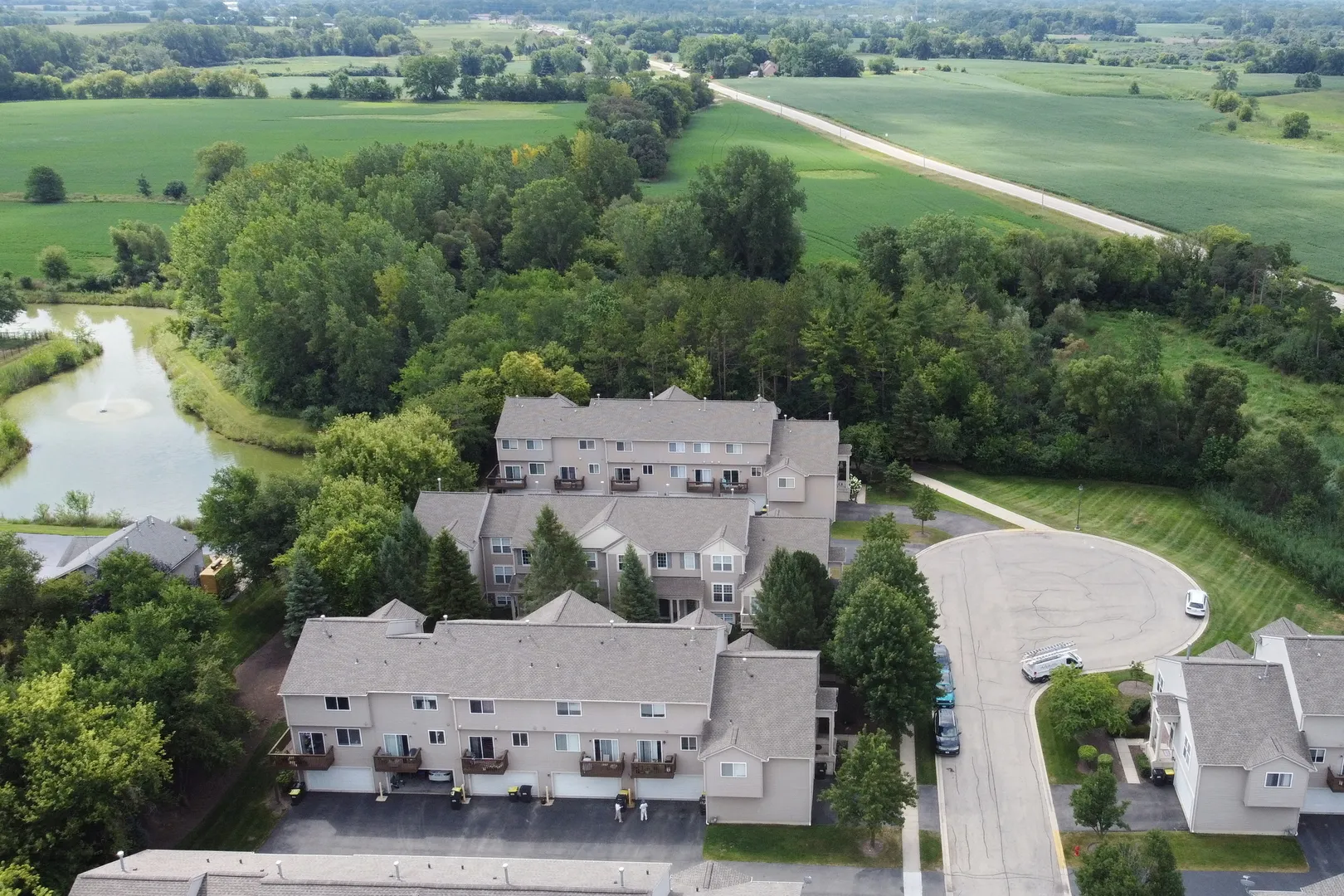 31659 N Tallgrass Court IL