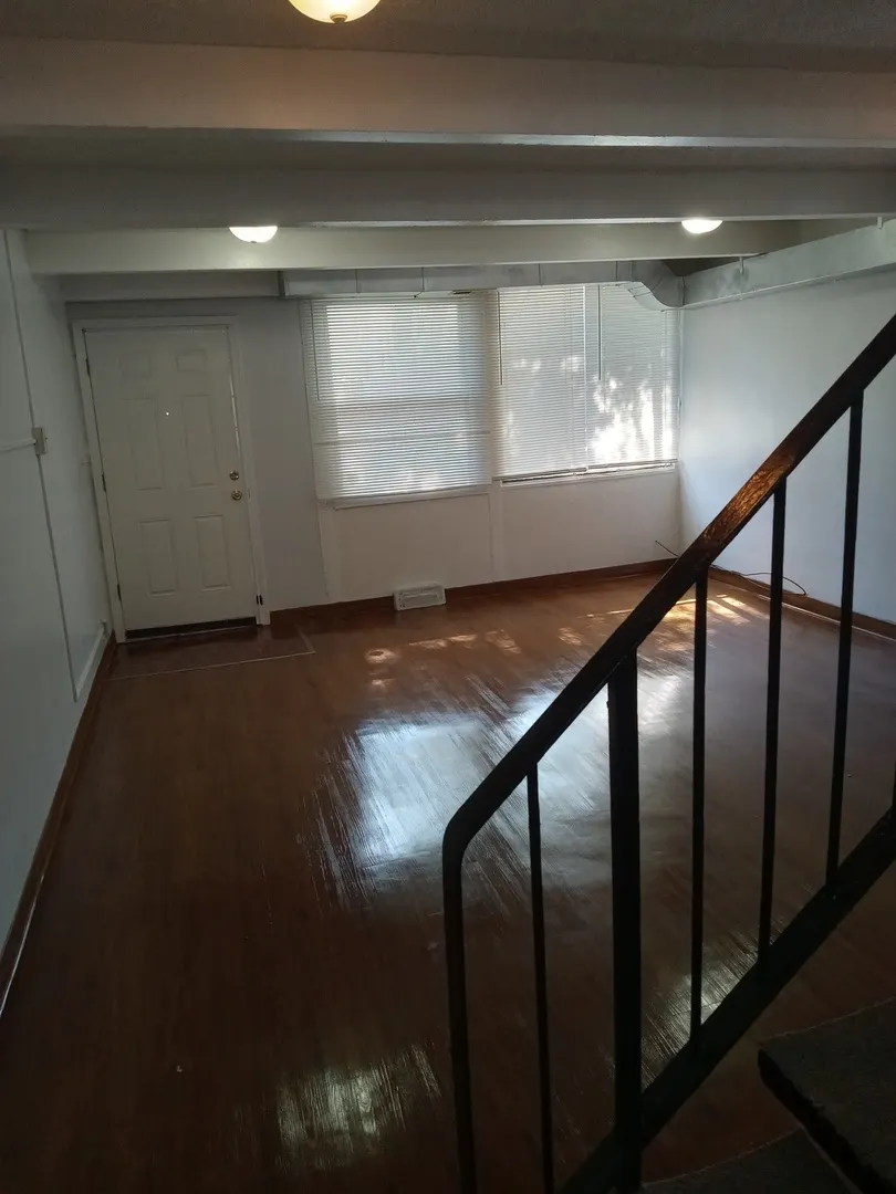 827 E 48th Street C IL