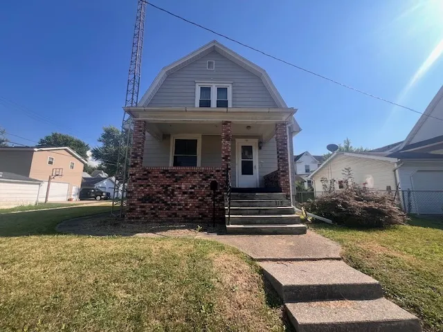 318 W Webster Street IL