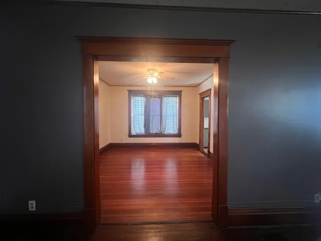 318 W Webster Street IL