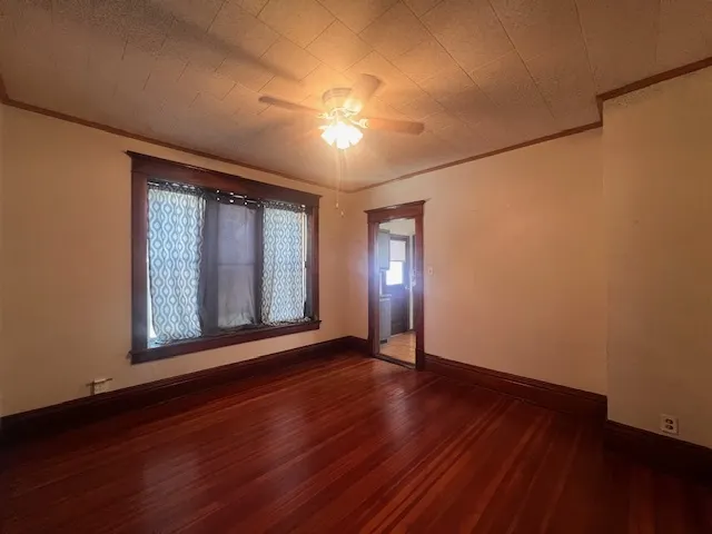 318 W Webster Street IL