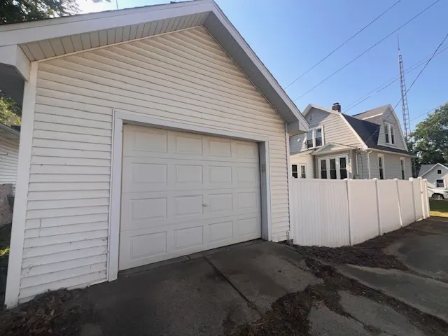 318 W Webster Street IL