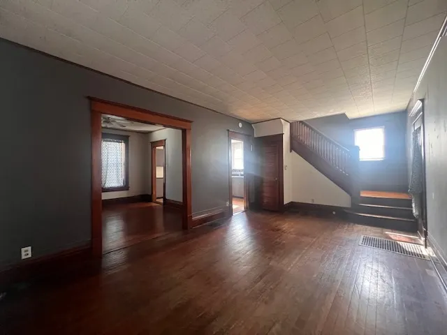 318 W Webster Street IL