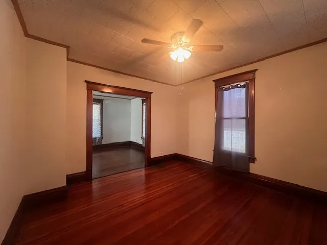 318 W Webster Street IL