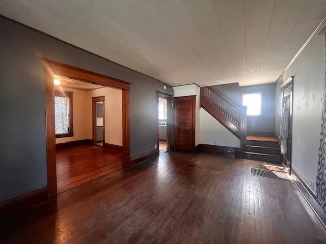 318 W Webster Street IL