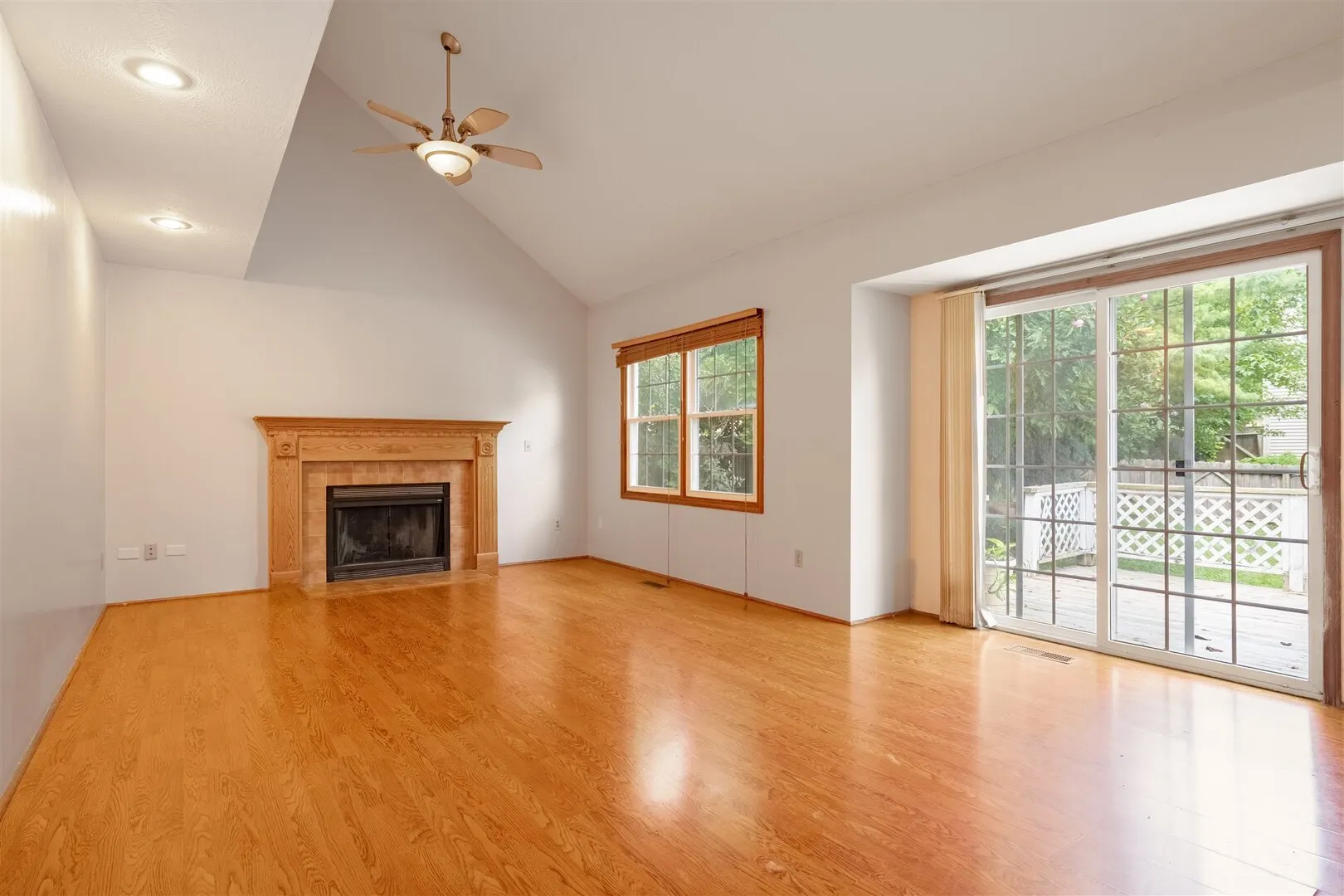 31 Boardwalk Circle IL