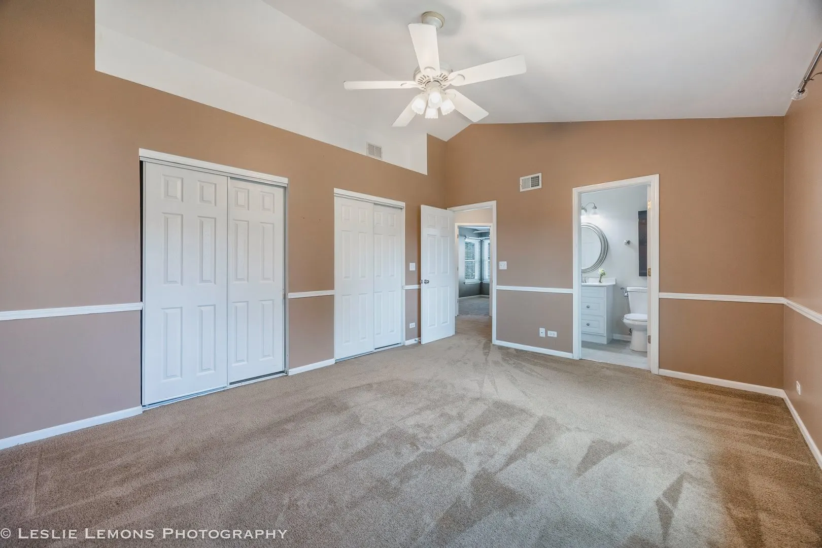 6 Flowerfield Court IL