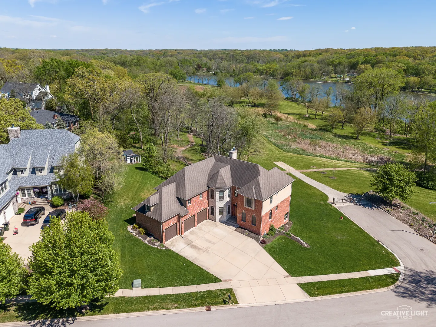 104 Bruell Street IL