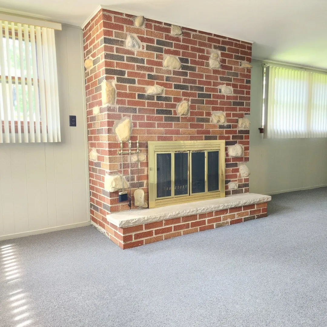 9810 Warren Avenue IL