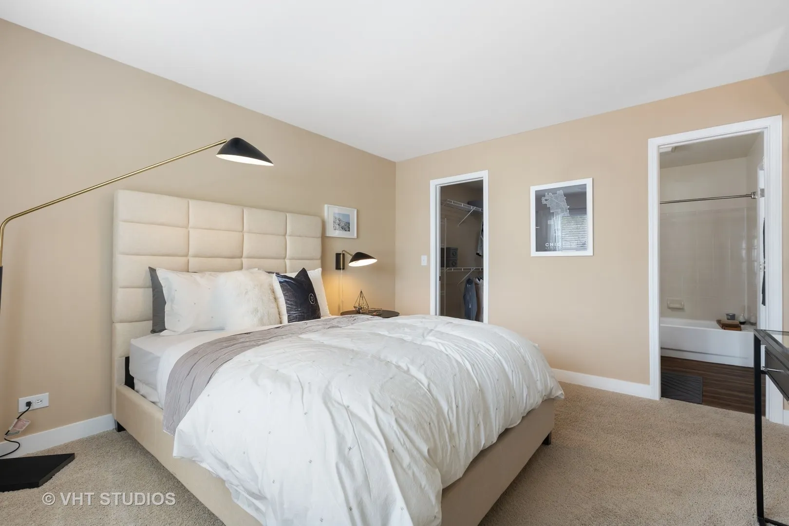 26 Sterling Circle 308 IL