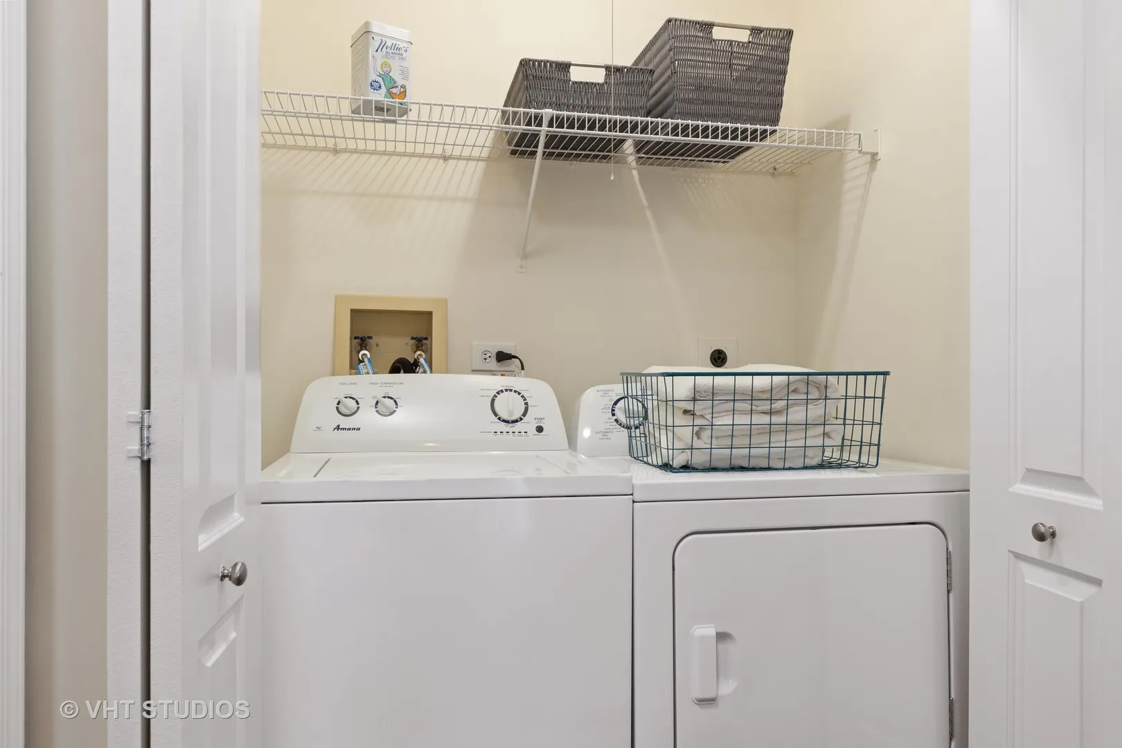 26 Sterling Circle 308 IL