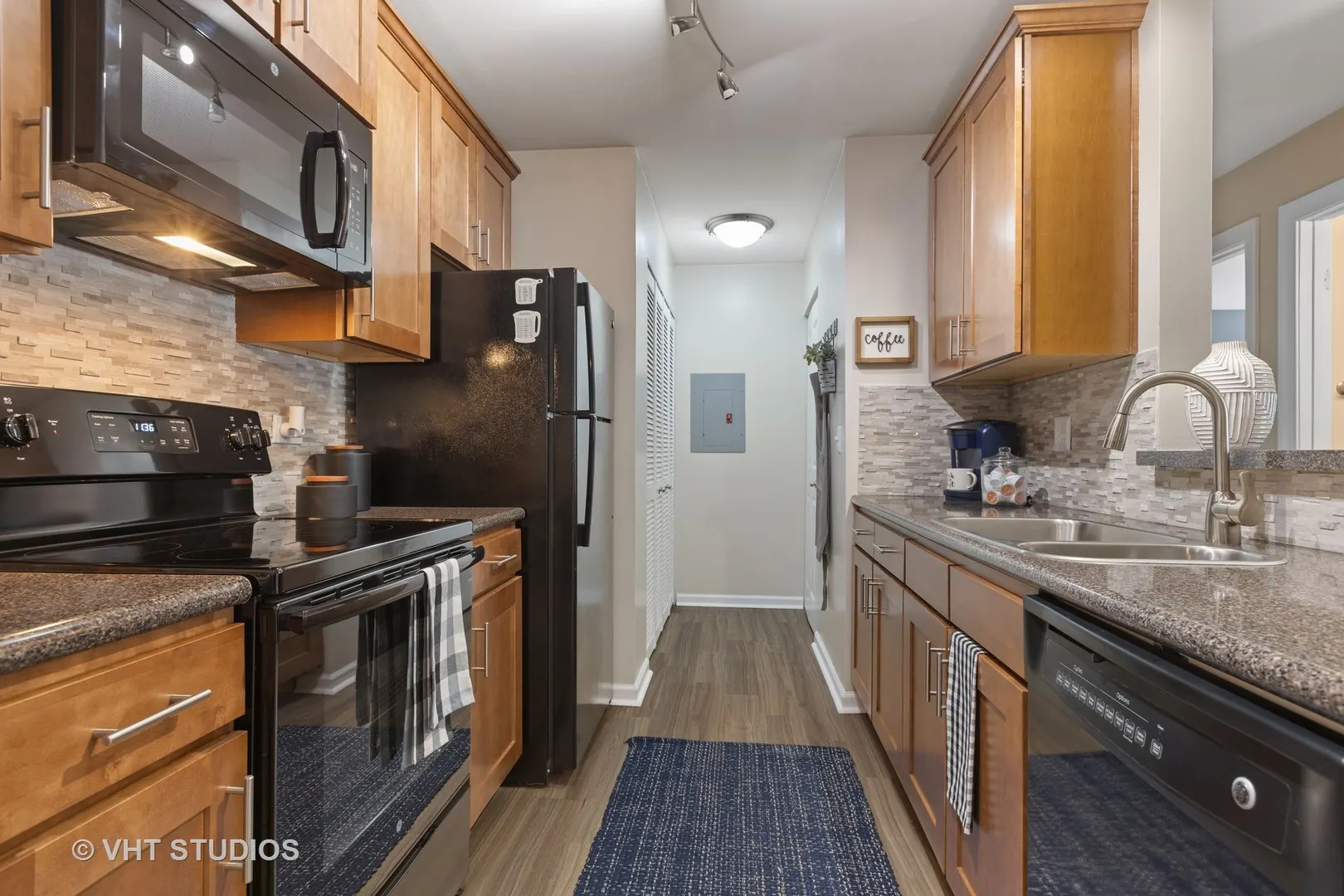 58 Sterling Circle 206 IL