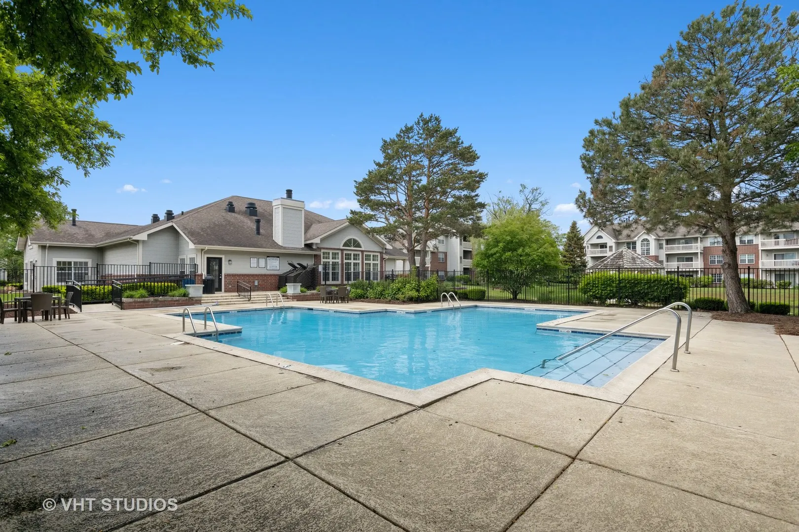 58 Sterling Circle 206 IL