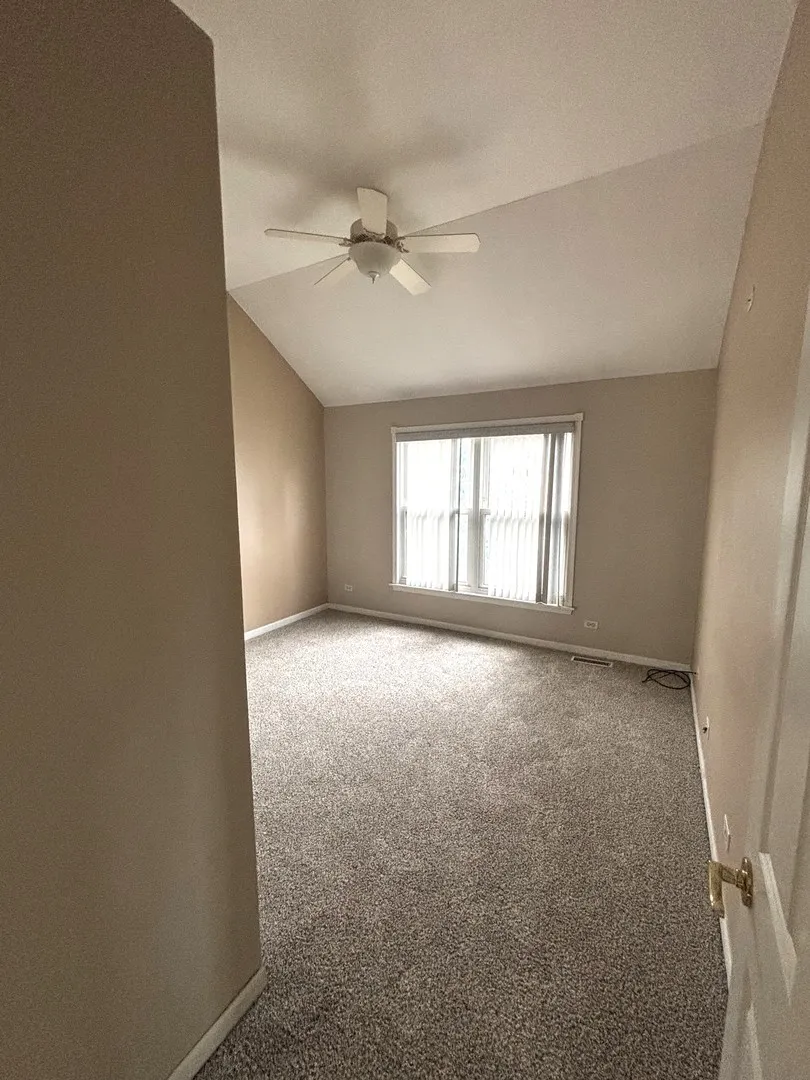 375 W Devon Avenue IL