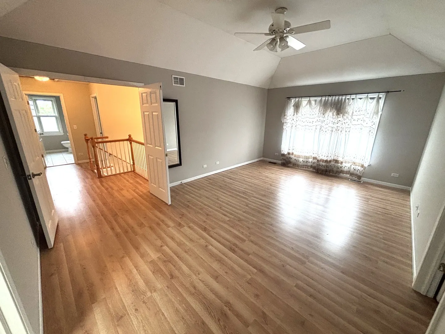 375 W Devon Avenue IL